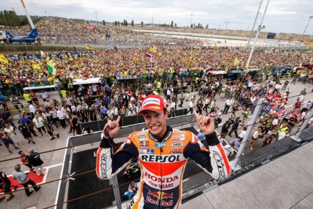 Marc Marquez da xuat sac can dich dau tien voi thanh tich 48 phut 23 giay 819 - 4