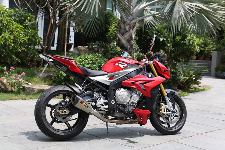 BMW S1000R chiec xe chi dung de di cafe