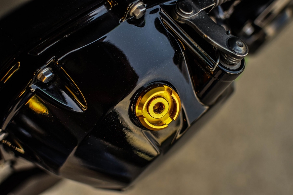 Su hap dan tu chiec Kawasaki Z1000 phien ban cu - 16