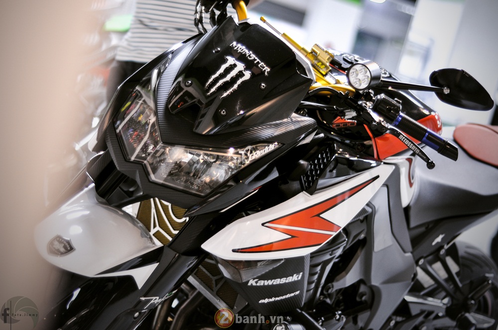 Quai thu Z1000 ham ho voi nhieu do choi gia tri - 3
