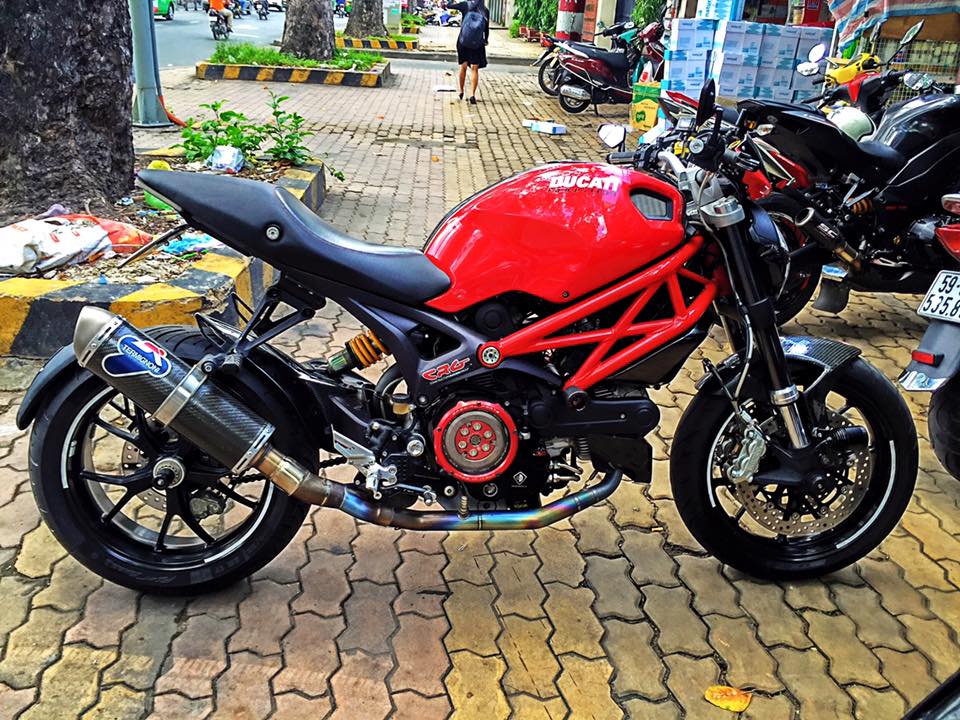 Ducati 796 chat choi voi cac option gia tri - 5