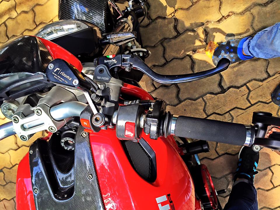 Ducati 796 chat choi voi cac option gia tri - 7