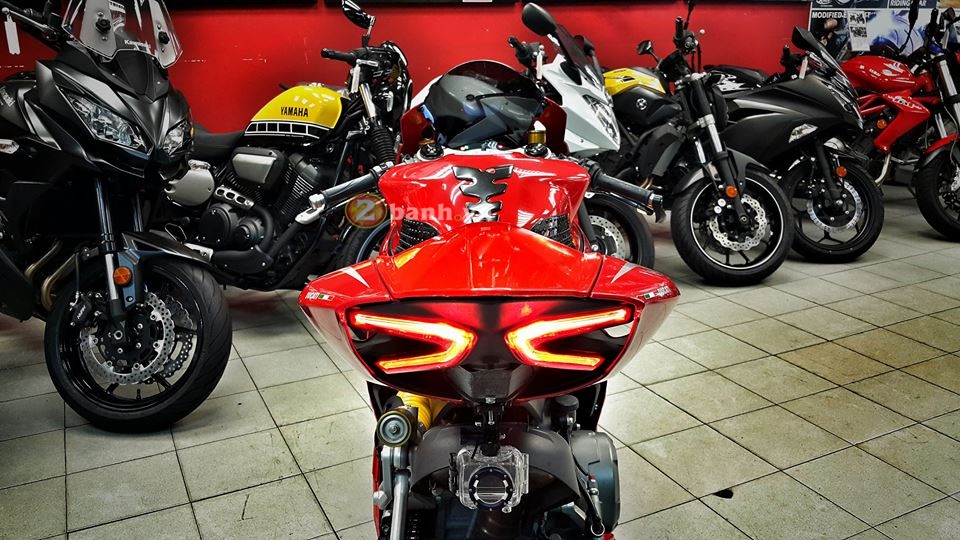 Ducati 899 ho du giua bay soi - 9