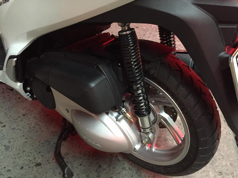 sh300i 2016 ABS chau au nhap y620161 chu dap thung toi giosang ten uy quyen tuy thich