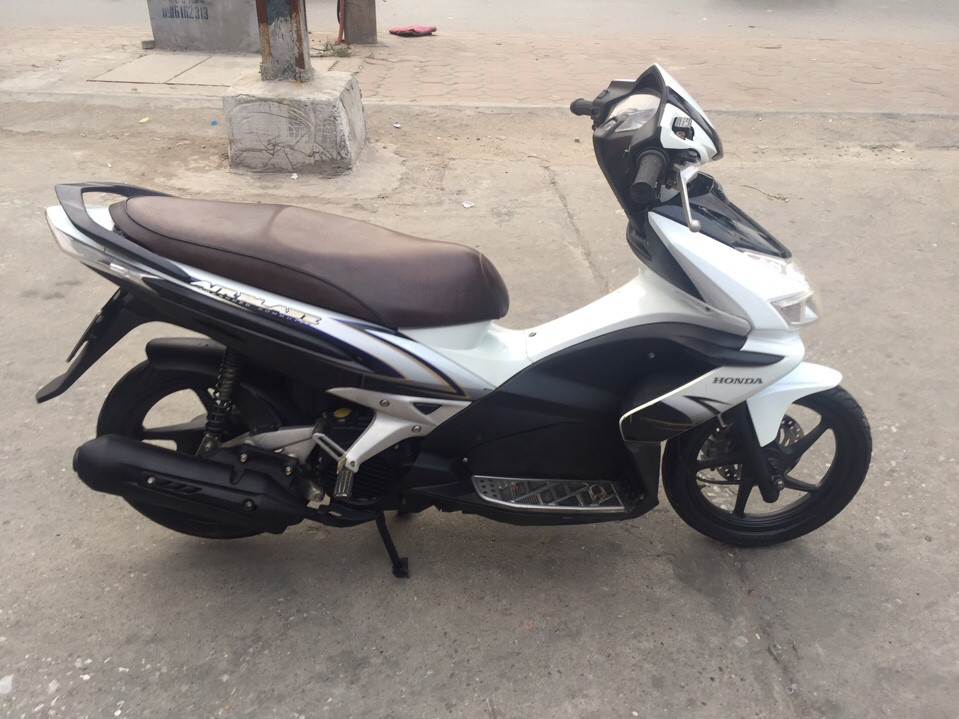 Honda Air Blade 125cc  Phiên bản cao cấp  trắng bạc  Xe máy Hồng Phát