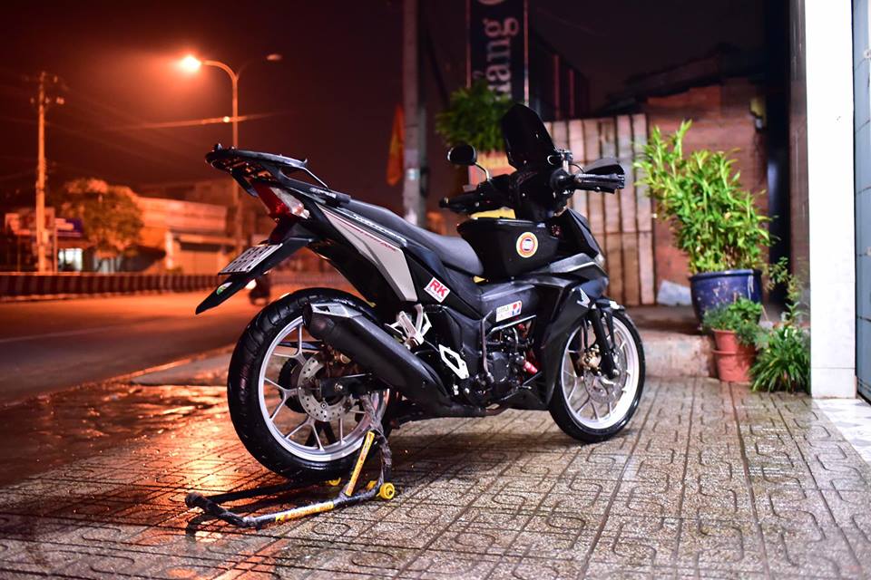 Winner 150 mang phong cach Touring cua biker Binh Duong - 5