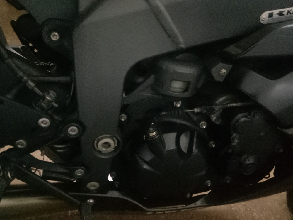 Can ban gap em kawasaki zx6r 180tr