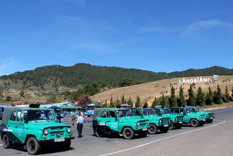 Dinh nui Langbiang Da Lat ve dep ma tao hoa ban tang cho vung dat cao nguyen xu Da - 3