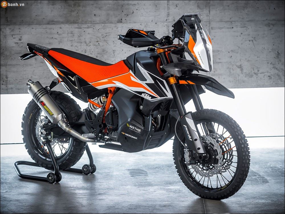 Bo doi KTM xuat hien tai trien lam EICMA 2017 - 2