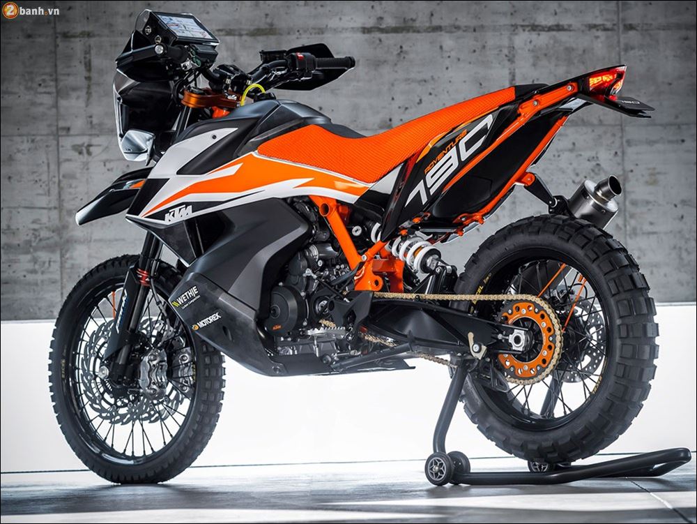 Bo doi KTM xuat hien tai trien lam EICMA 2017 - 4