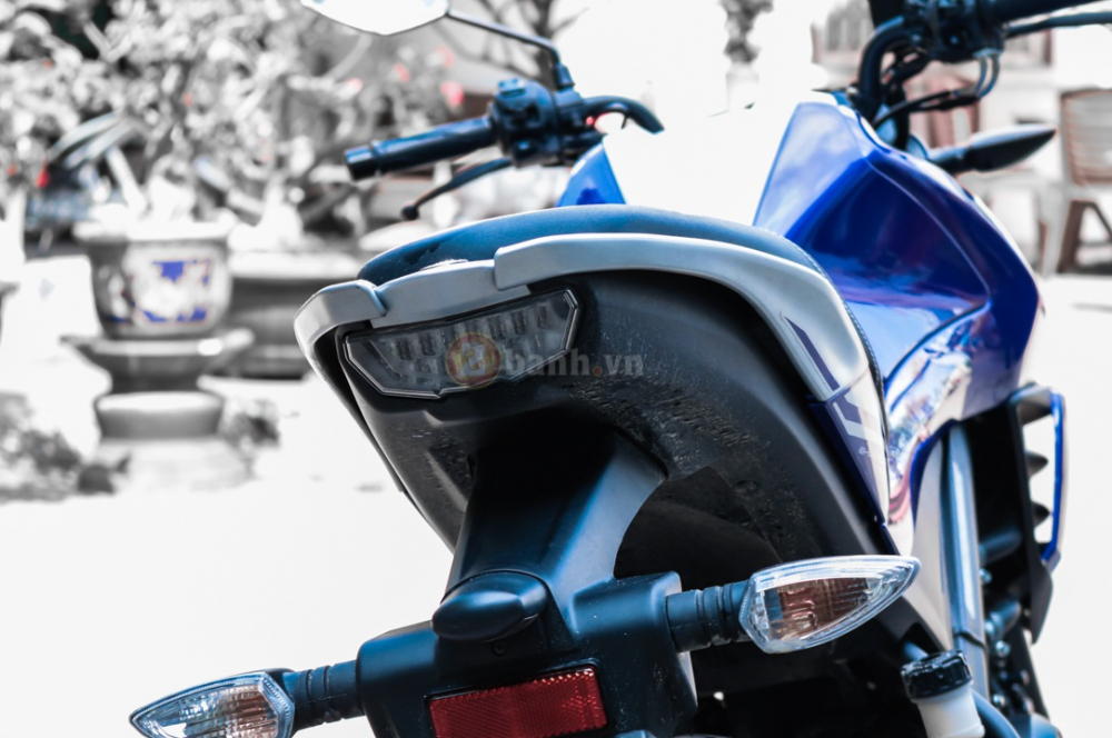 Can canh Yamaha Fz155i dau tien tai Viet Nam voi gia 8x trieu Dong - 7