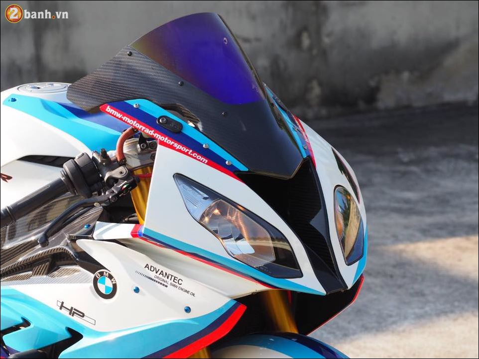 BMW S1000RR ve dep kho cuong tu Ca map tren can - 4