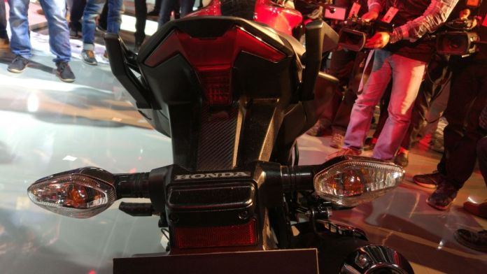 Honda XBlade 2018 Mau xe 162cc mang cong nghe hien dai - 5