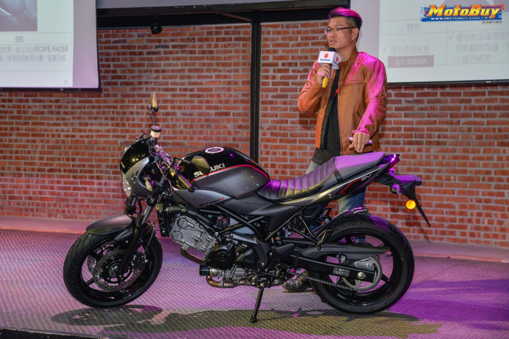 Bo doi Suzuki SV650 ABS va SV650X ABS lo dien tai Hoi nghi Motor Dai Loan - 4