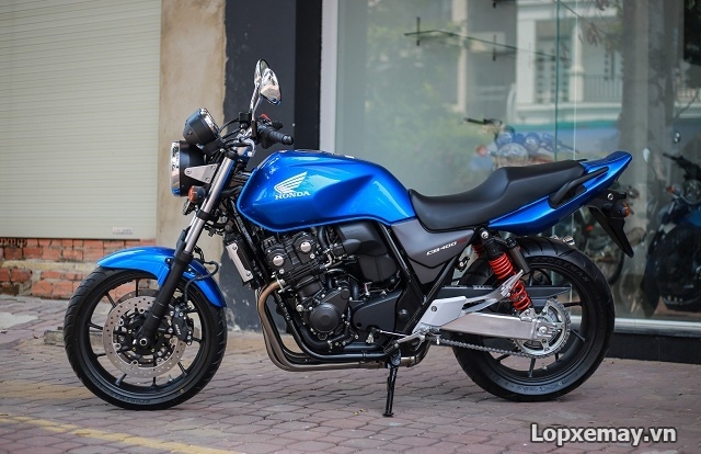 Thay lop xe may Aspira cho CB400 co tot khong Gia lop xe CB400