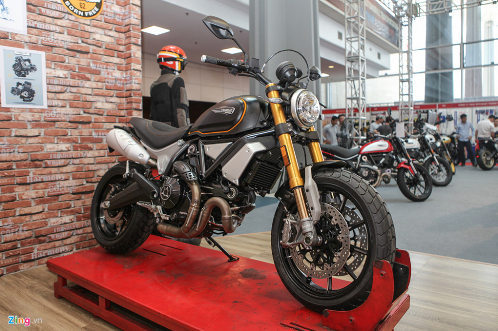 Ducati Scrambler Sport 1100 ve Viet Nam gia 505 trieu dong