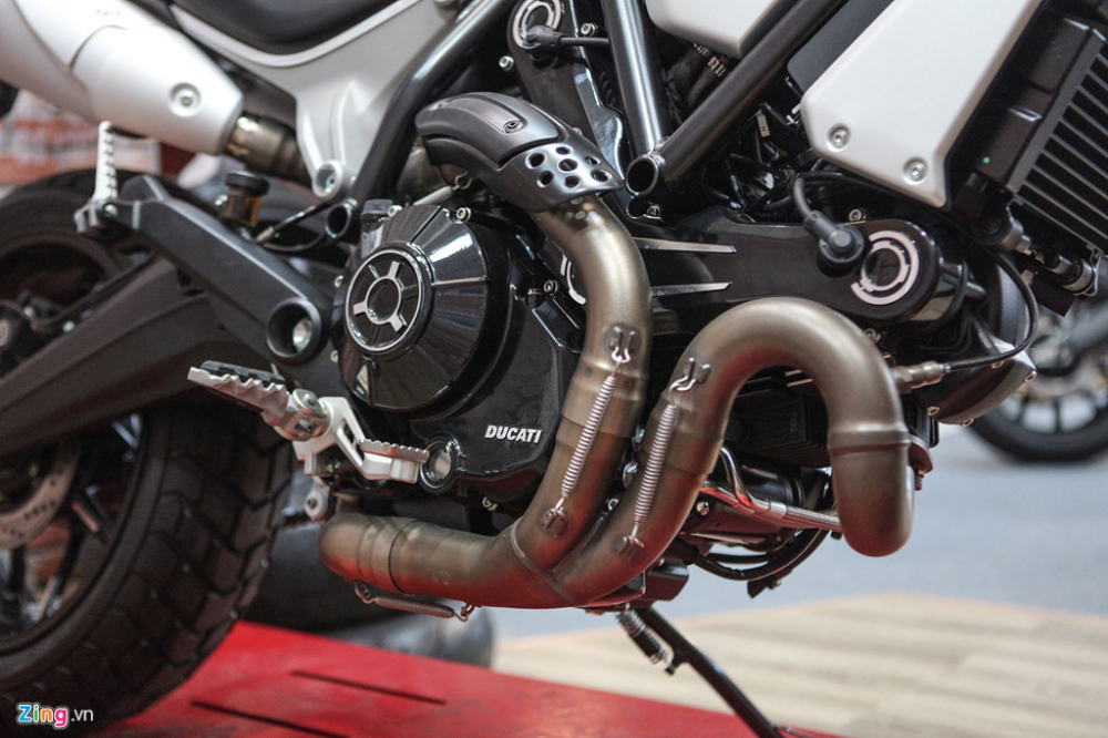 Ducati Scrambler Sport 1100 ve Viet Nam gia 505 trieu dong - 8