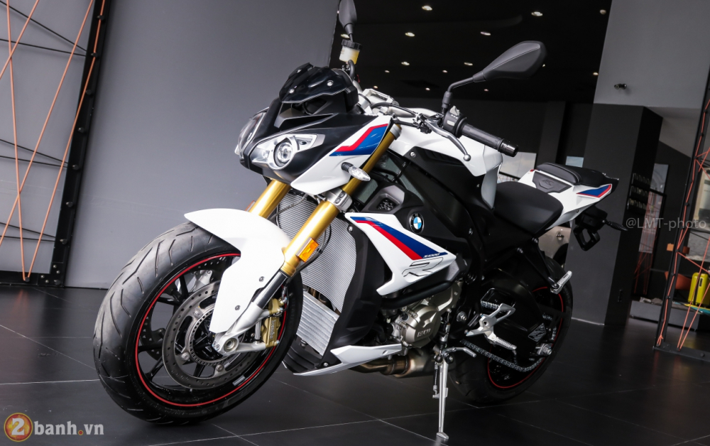 Can canh BMW S1000R 2018 full option co gia tu 529 trieu VND tai Viet Nam - 19