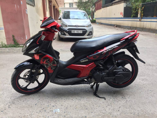 Rao ban xe Yamaha Nouvolx 135 Limited do den rat moi may chay cuc phe - 3