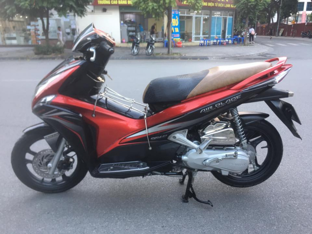 Honda Airblade 110 Fi mau do den Sport bien HN 29S6_07738 - 3