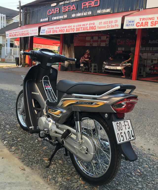 Can canh Honda Dream 125 2019 co gia bang chiec SH150i tai Viet Nam - 6