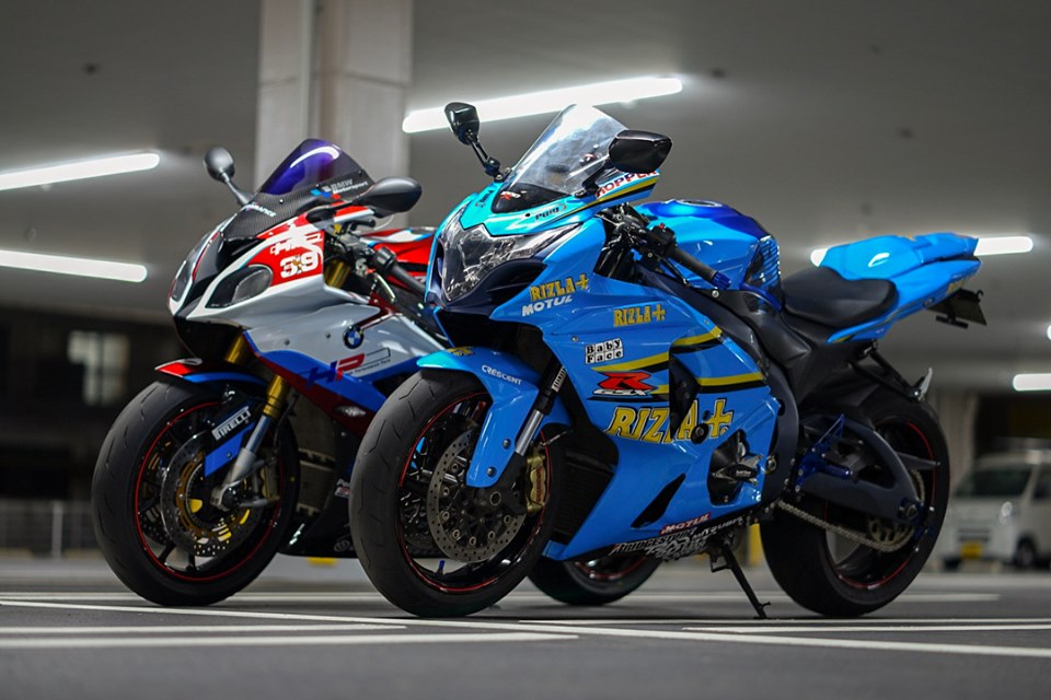 Cap doi nha ca BMW va Suzuki do dang day me hoac - 3