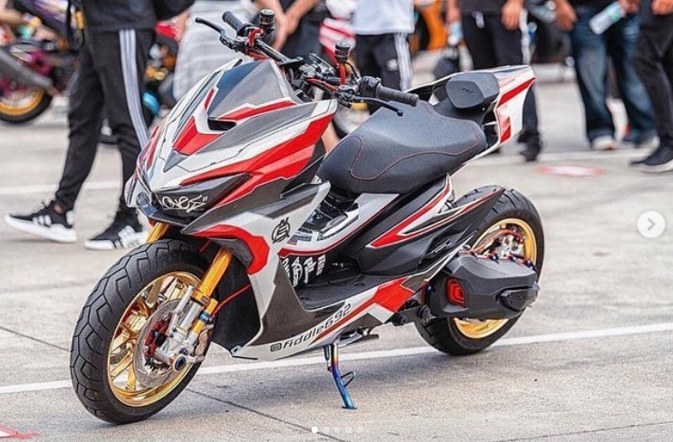 Yamaha Force 155 do buc pha voi duoi xe YZFR1 sieu dinh - 9