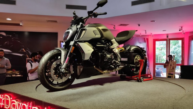 Can canh Ducati Diavel 1260 va Diavel 1260 S voi gia tu 582 trieu dong - 6