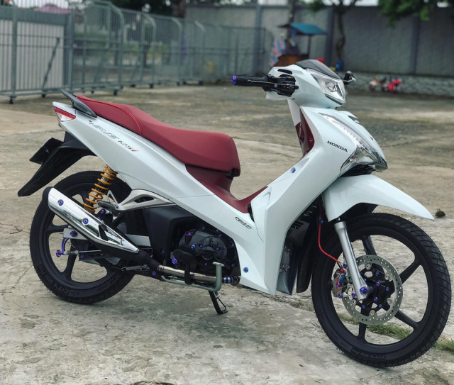 Future 125 do chat den tan rang voi nhieu chi tiet dinh khoi chinh - 8