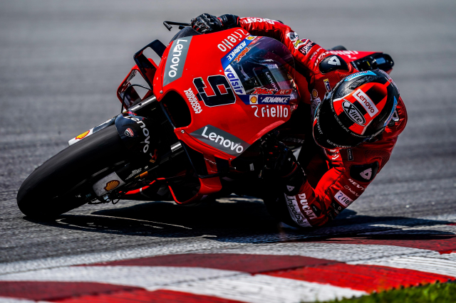 MotoGP 2019 Dovizioso xuat sac danh bai Marquez tai GP Ao - 7