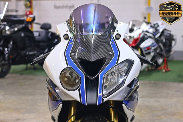 BMW HP4 cang hoan thien hon voi loat nang cap khung - 3