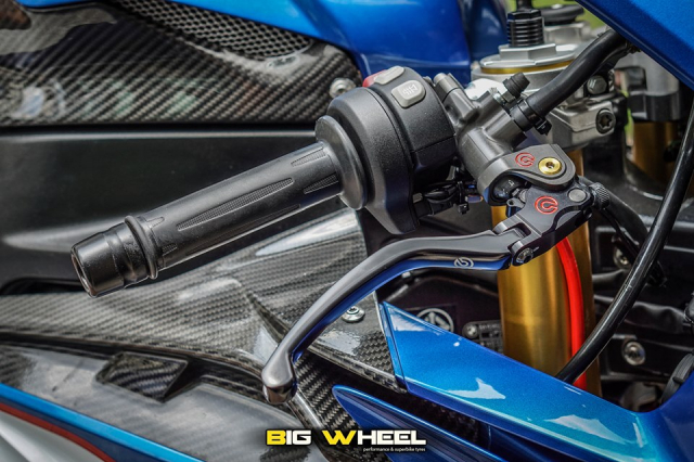 BMW S1000RR do sieu an tuong voi phong cach HP4 - 3