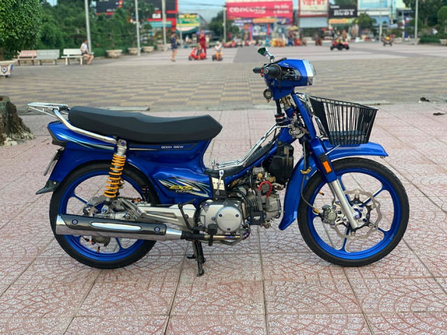 Dream 33333 do hut hon nguoi xem voi dan chan CNC cuc chat