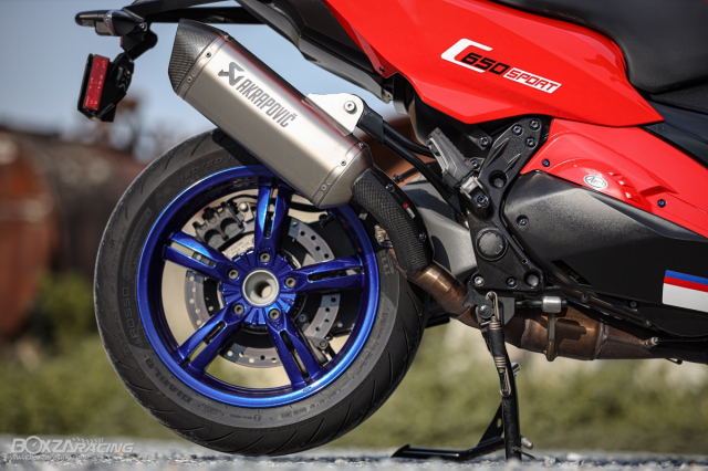 BMW C650 do an tuong voi phong cach Sporty tuoi tan - 12