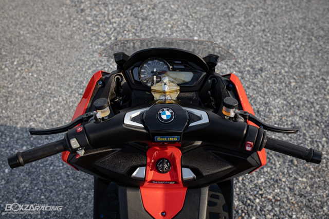 BMW C650 do an tuong voi phong cach Sporty tuoi tan - 15