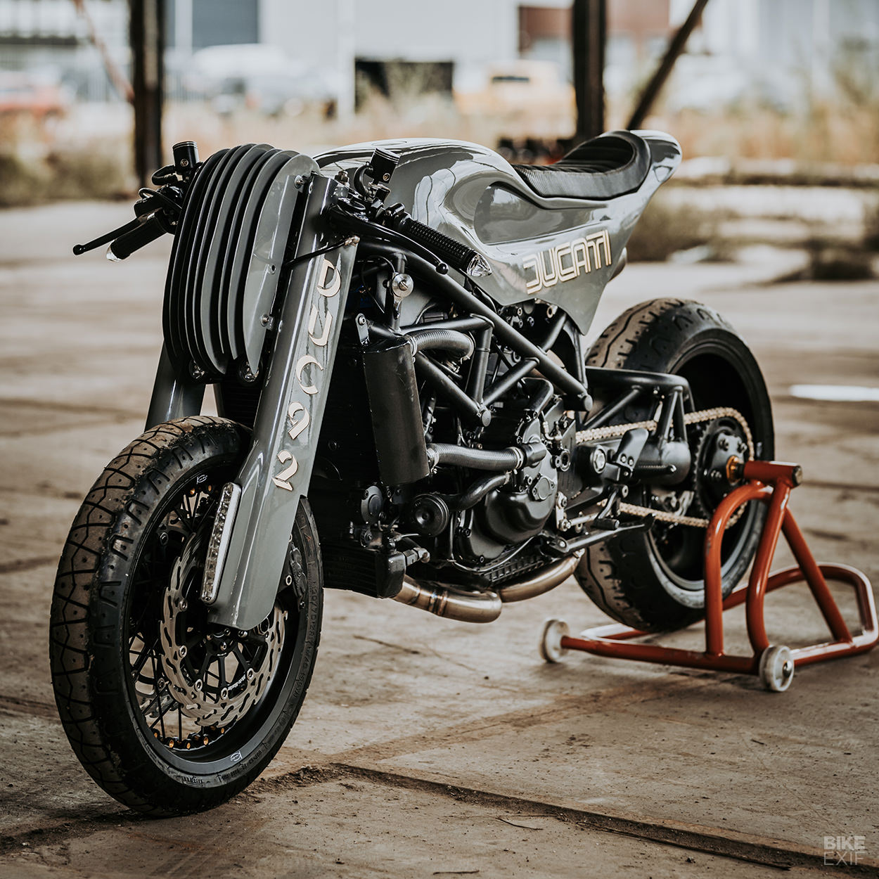 Ducati Monster S4R do Quai vat co bap den tu Moto Adonis - 3
