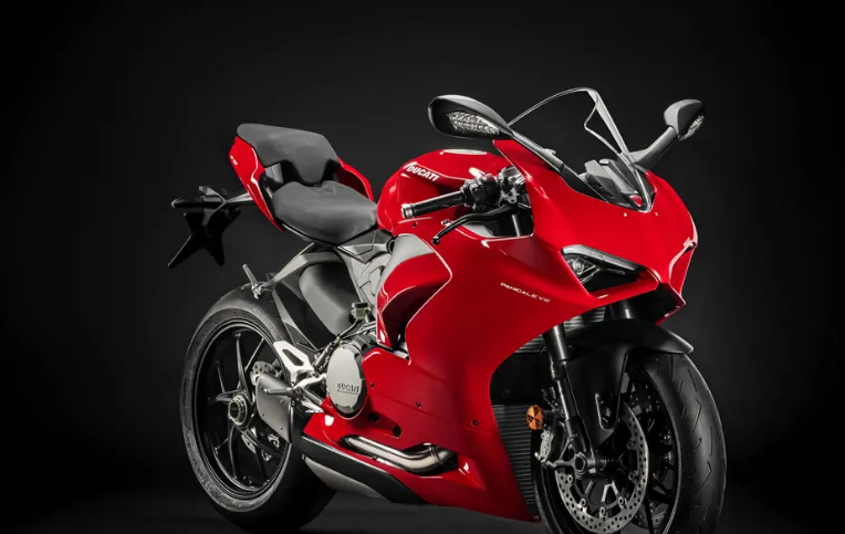Ducati Panigale V2 lo dien danh cap giao dien cua dan anh Panigale V4 - 5