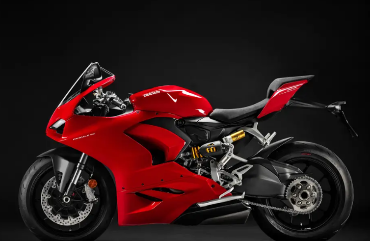 Ducati Panigale V2 lo dien danh cap giao dien cua dan anh Panigale V4 - 9