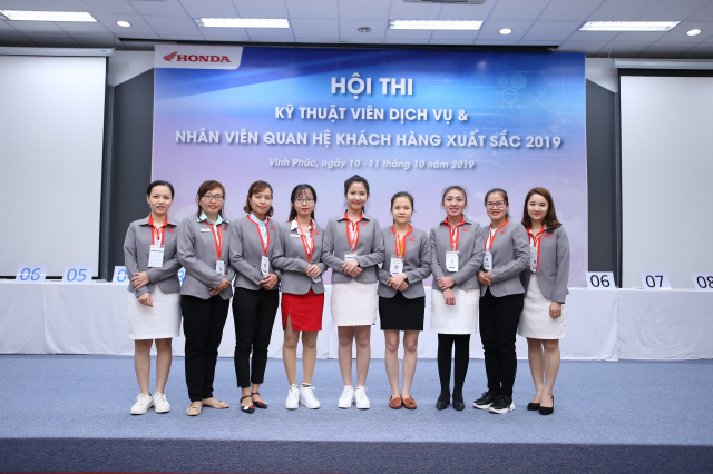 Honda VN to chuc Hoi thi Ky thuat vien dich vu Nhan vien quan he khach hang xuat sac 2019 - 2