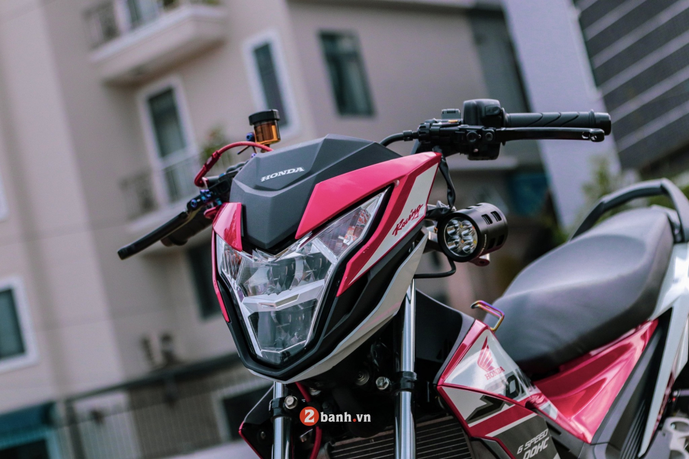 Sonic 150 duoc toi uu hieu nang voi dan do choi thuong hang cua biker Sai Gon