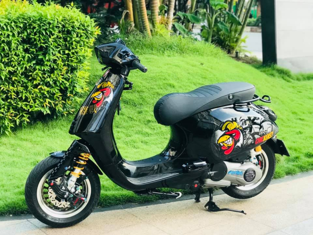 Vespa Sprint do cuc chat va lung linh cua chang hoa si tai ba - 8