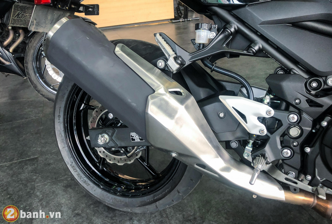 Can canh Kawasaki Z400 2020 tai Viet Nam va chuan bi ban ra vao cuoi thang 11 - 18