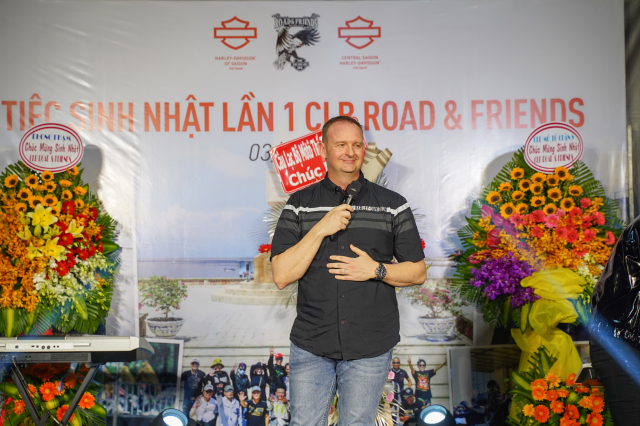 Soi dong cung buoi tiec sinh nhat lan 01 CLB Mo to Road Friends - 7