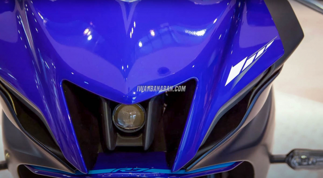 Bi an ve lo thong gio phia truoc cua Yamaha R7 da duoc he lo - 8