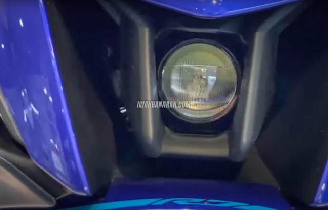Bi an ve lo thong gio phia truoc cua Yamaha R7 da duoc he lo - 12