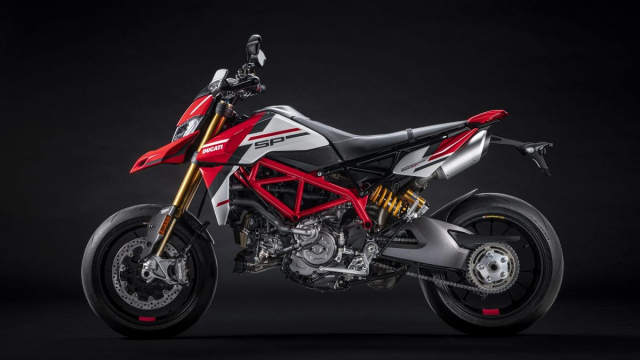 Ducati Hypermotard 950 2022 thay doi phong cach nang cap hieu suat - 8