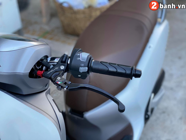 Scoopy 2021 do het bai voi dien mao cuc gat - 8