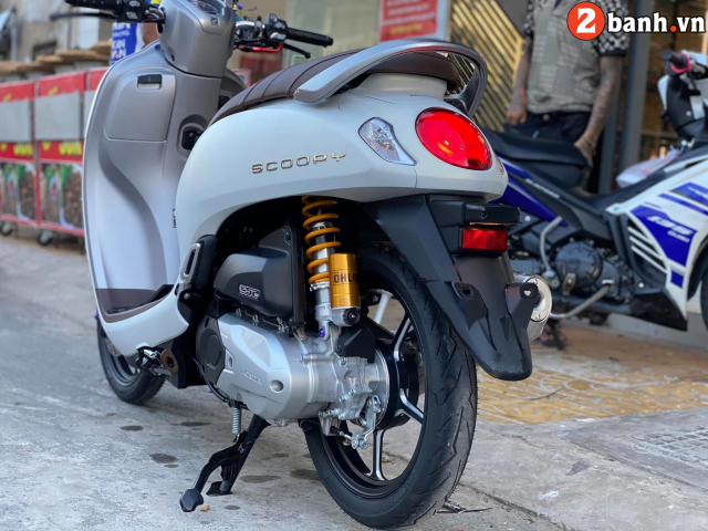 Scoopy 2021 do het bai voi dien mao cuc gat - 12