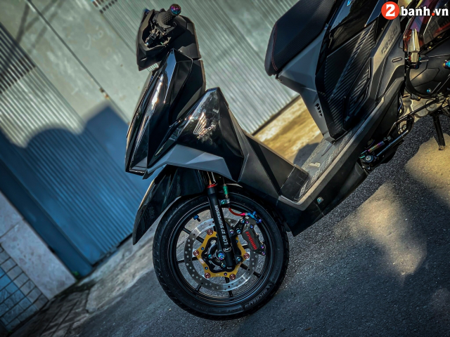 Vario 2017 do cuc ki cong phu va doc dao - 12