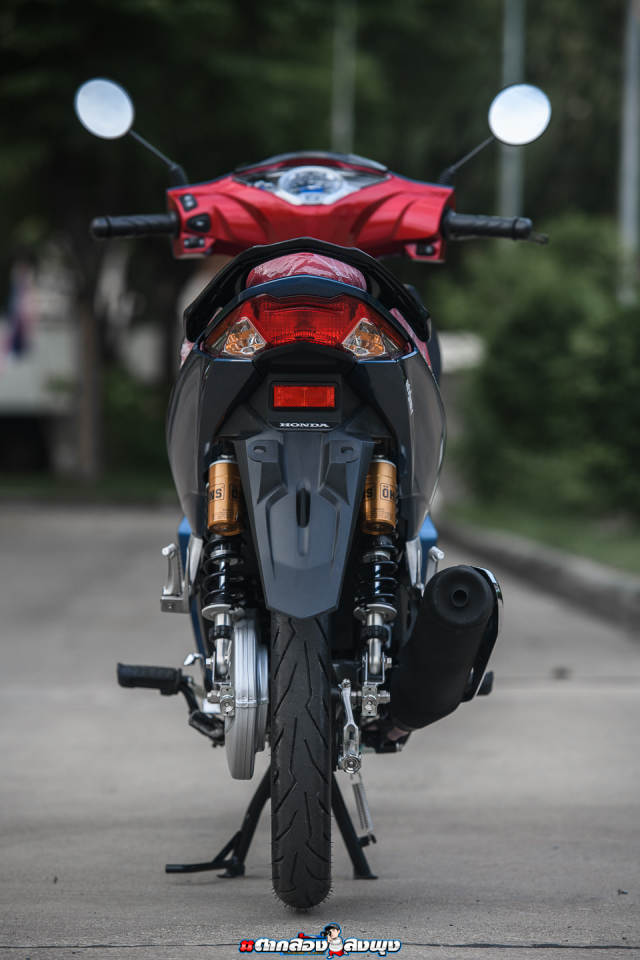 Wave 125 do day nong bong khi de lo mot loat do choi dinh - 13
